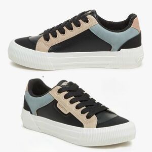 ROCKET DOG WOMENS SNEAKERS. SIZE 8 COMFORT PLUSH FOAM LOW TOP SNEAKER